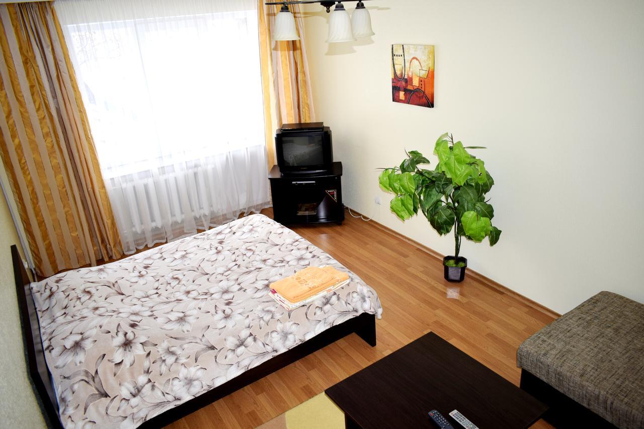 Apartment On Krushelnitskoy 73 Rivne Exterior foto
